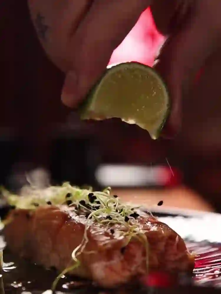 Signature Dish – Lachs im Restaurant Legends